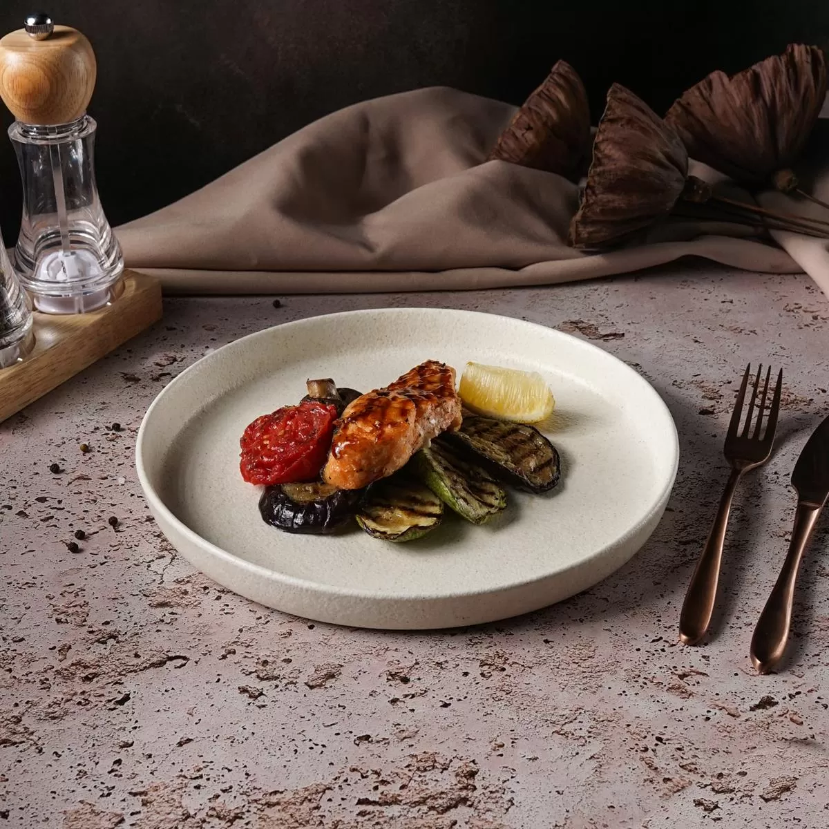 Блюдо для подачи Elephant Ivory d 27 см, h 3 см, P.L. Proff Cuisine