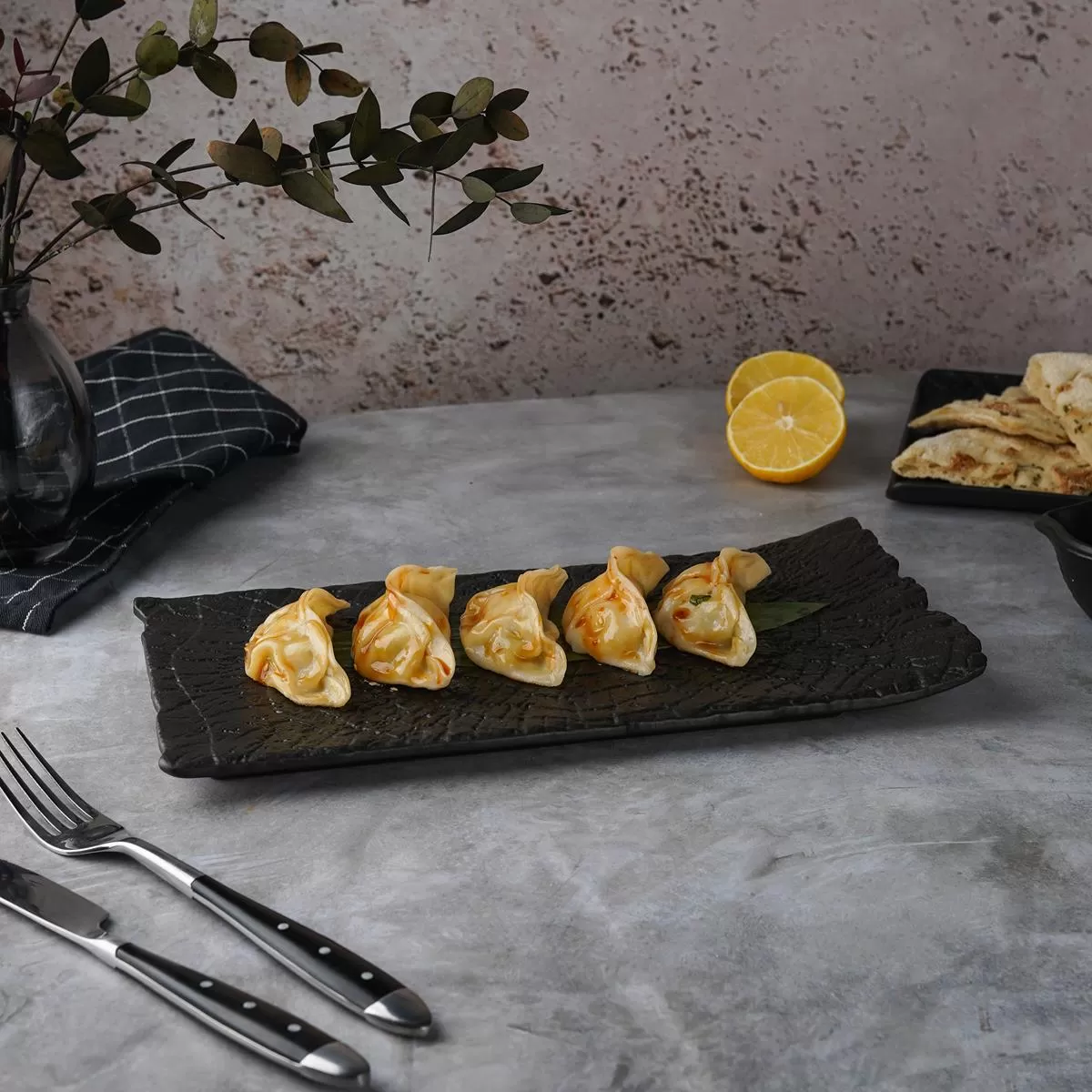 Блюдо прямоугольное 29,5*14,5*2,5 см, серия "Black Raw Wood" P.L. — ProffCuisine