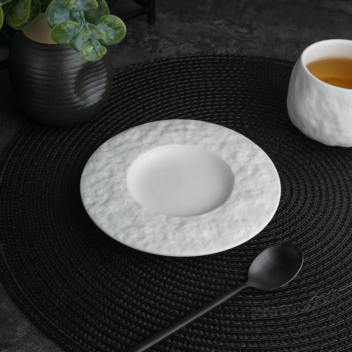 Блюдце для чайной чашки,15 см,серия "White Moon", P.L. — Proff Cuisine
