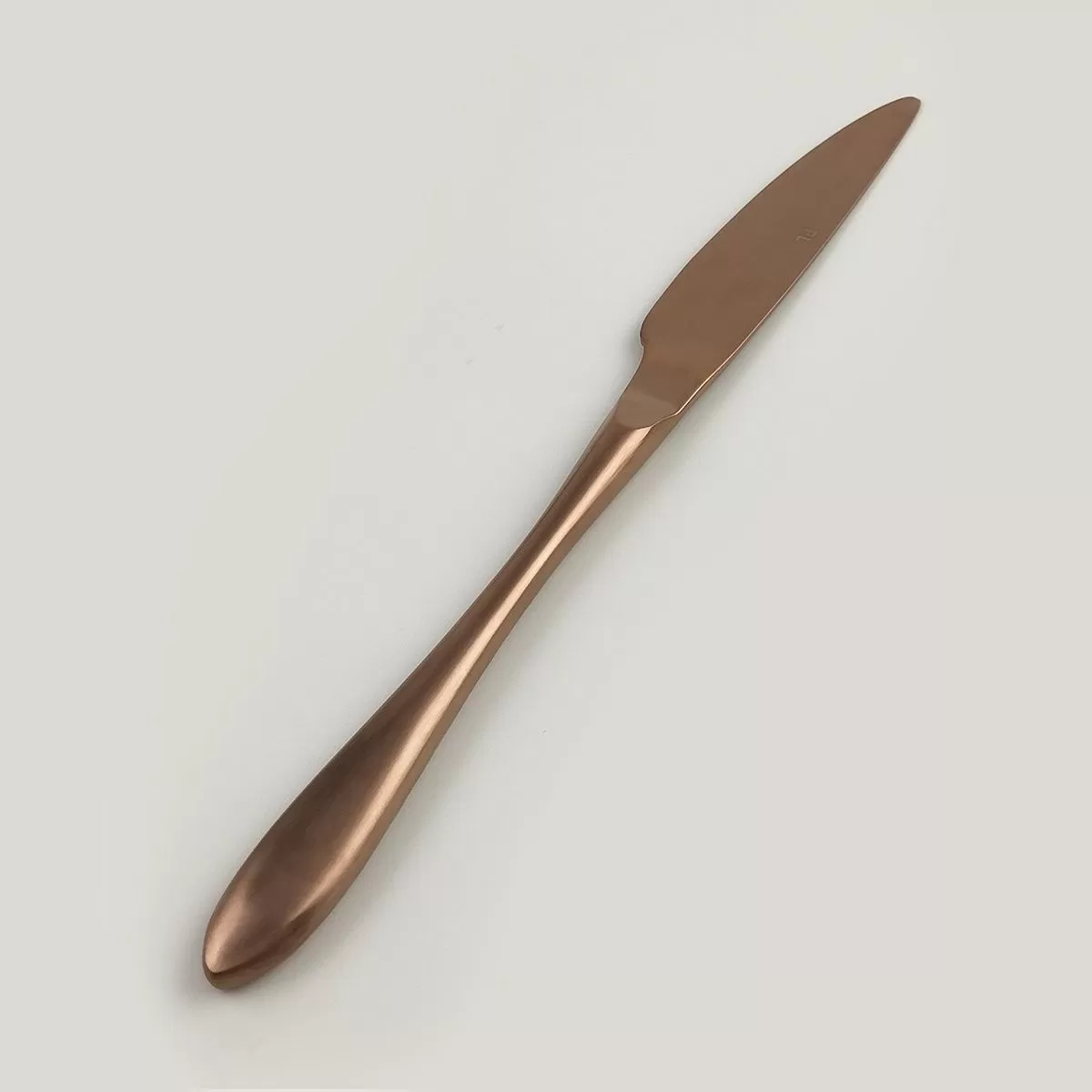 Нож столовый ,покрытие PVD,цвет матовая медь,серия "Alessi-Copper" P.L.