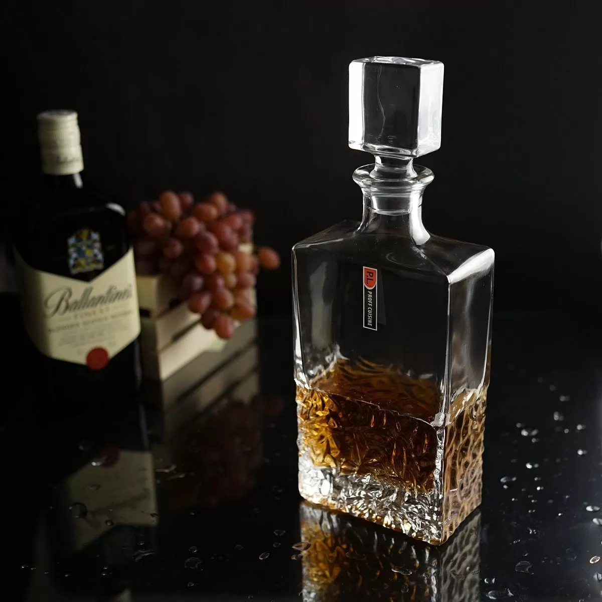 Штоф с крышкой "Crystal", 700 мл, стекло P.L. — BarWare