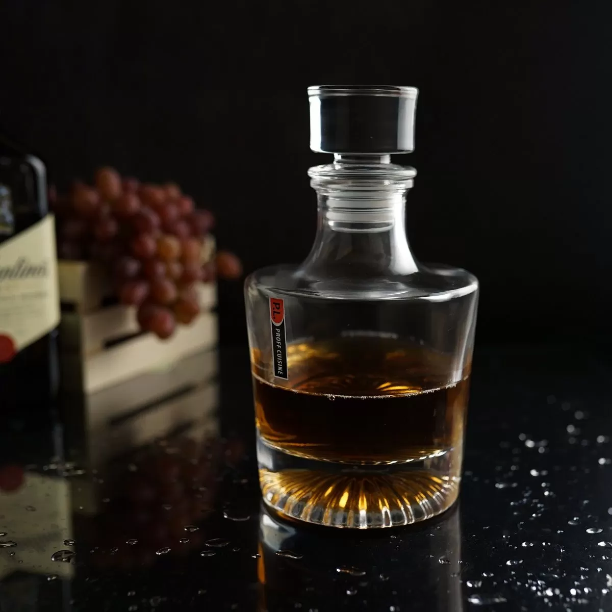 Штоф с крышкой "Shell", 750 мл, стекло P.L. — BarWare