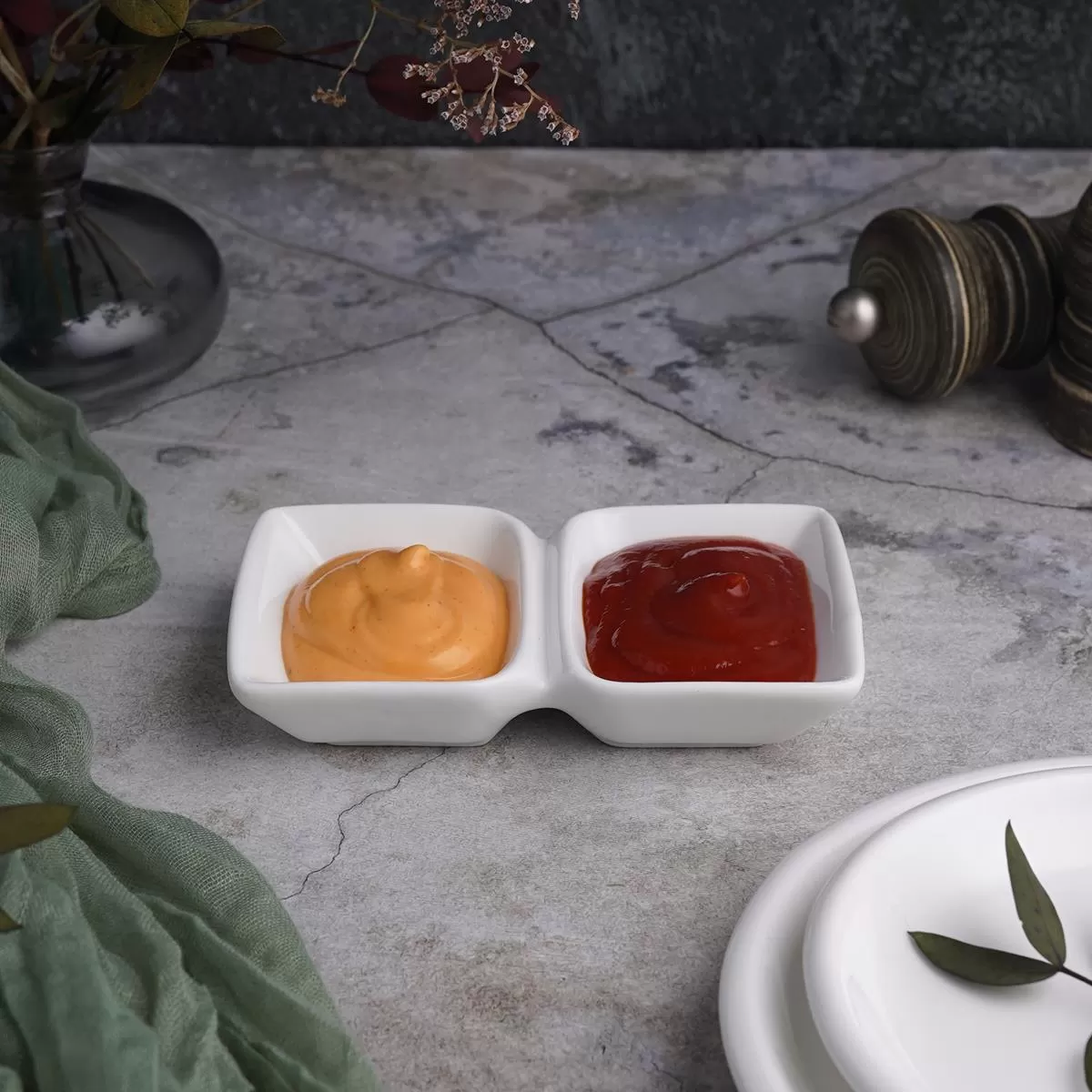 Соусник двойной 12*7.3*2.3, 50*50 мл фарфор, P.L. Proff Cuisine