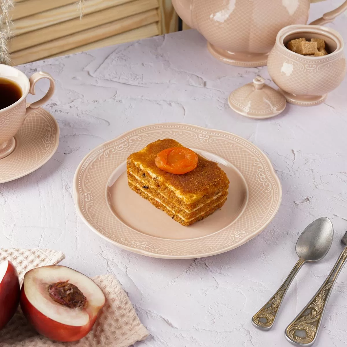 Тарелка 21 см, фарфор,серия "Aristocrat-Peach Tea", Noble