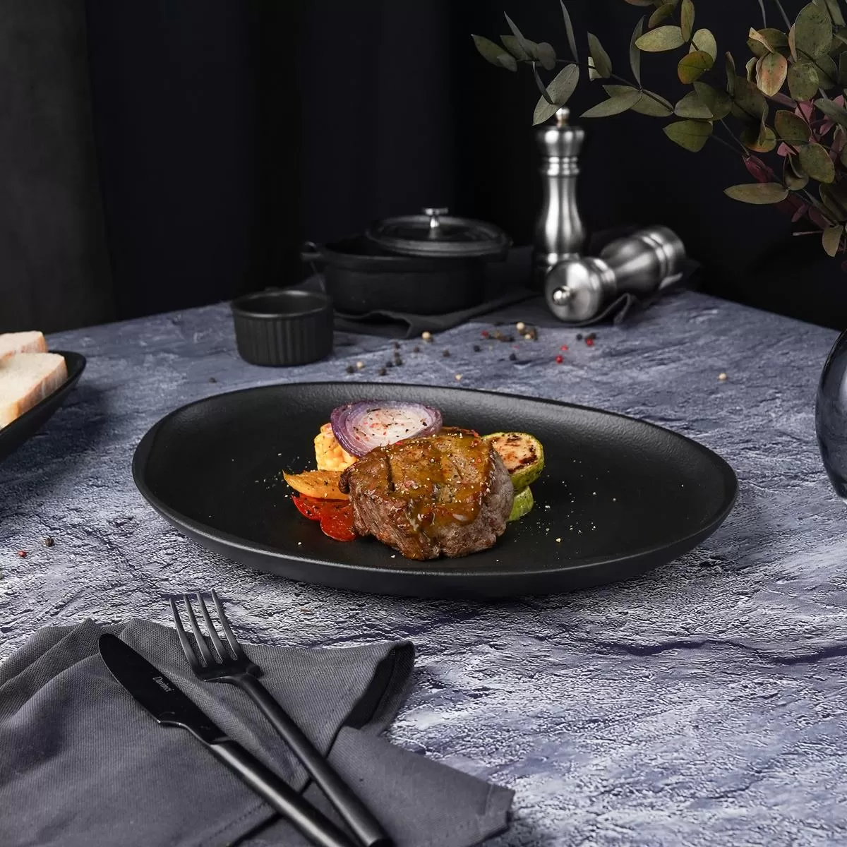 Тарелка Black Raw Stellar 33*25*2,7 см, P.L. Proff Cuisine