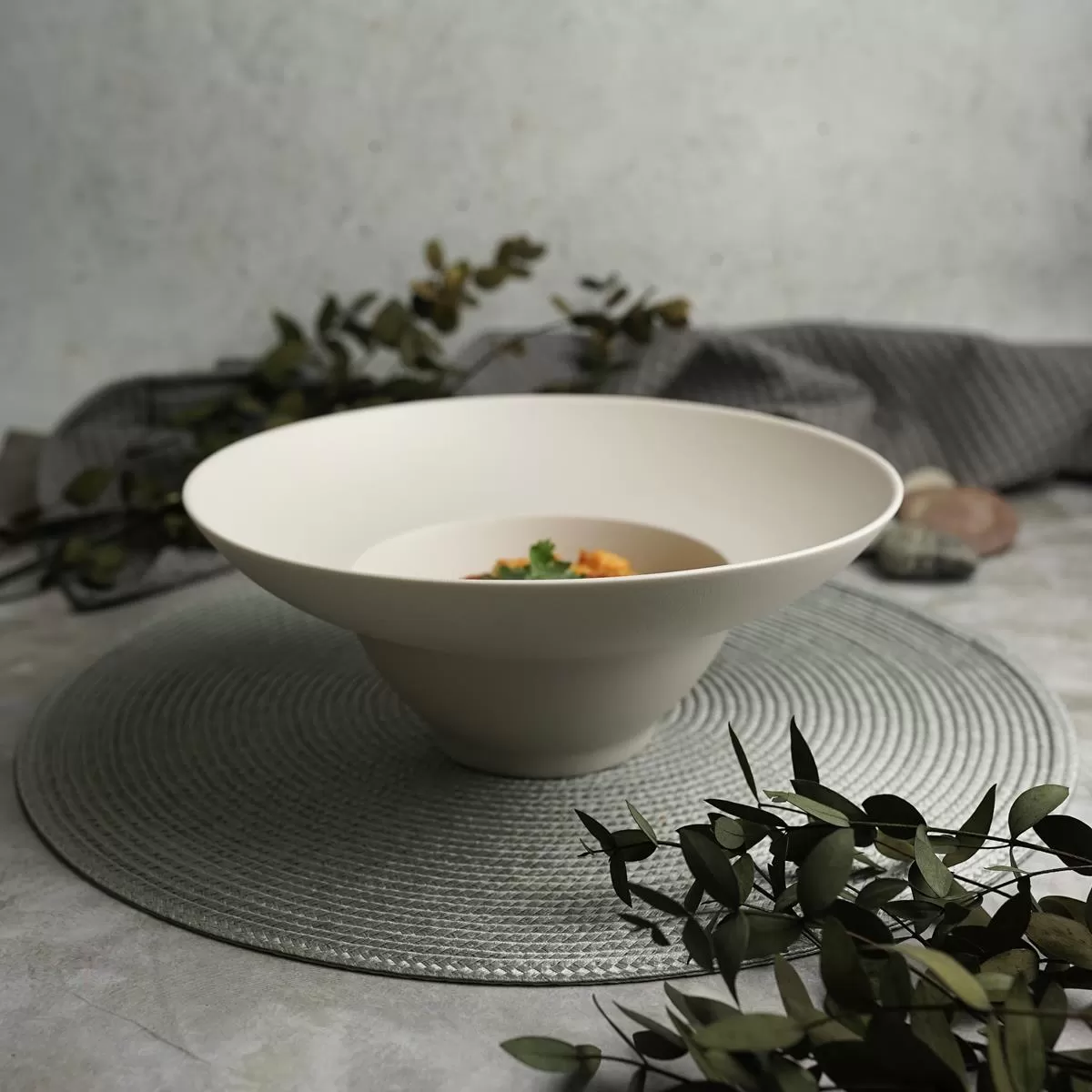 Тарелка для пасты, супа d=24 cм, 450 мл, фарфор "NOBLE" серия "Fine Plus-Light Grey"