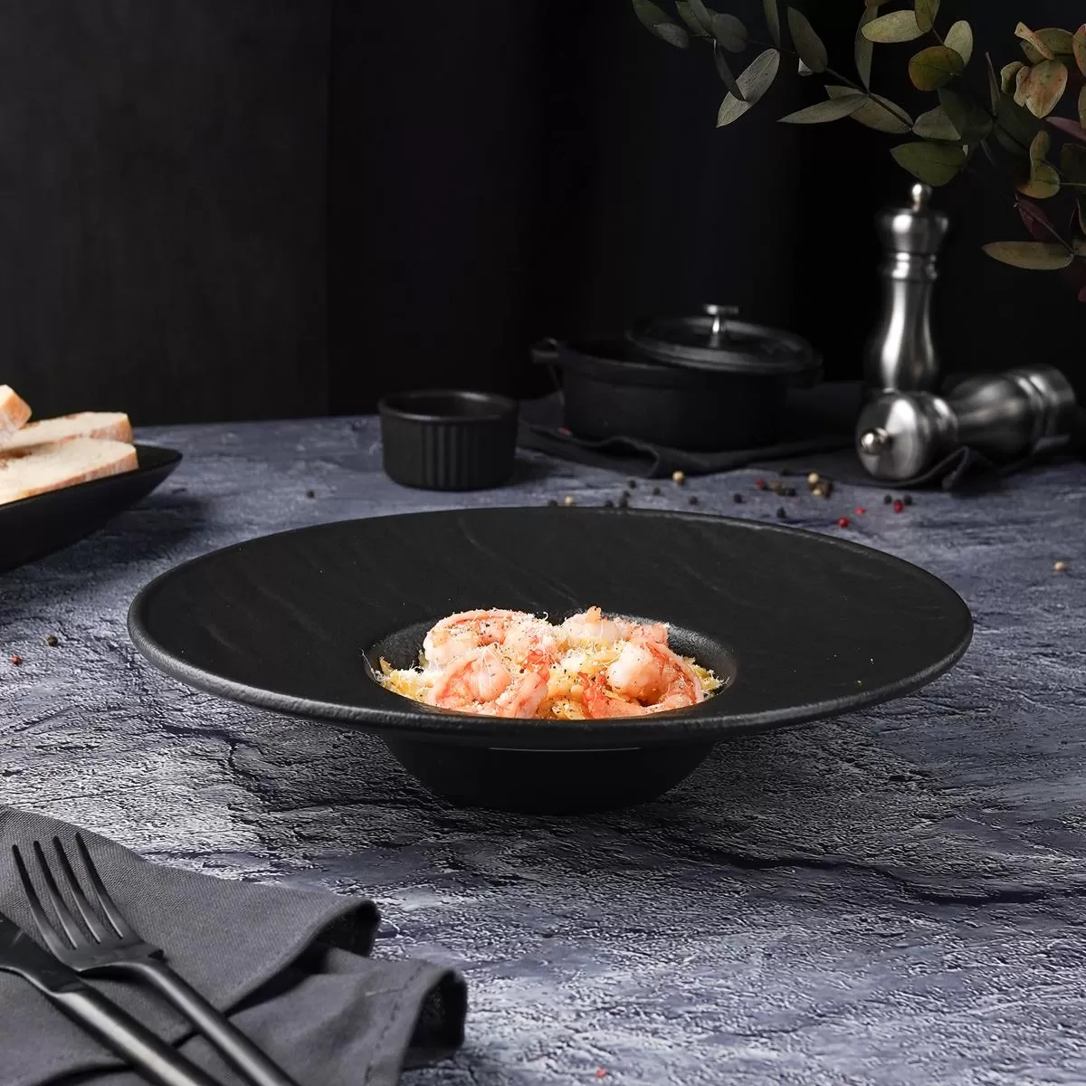 Тарелка глубокая Black Raw Stellar 240 мл, 27 см, P.L. Proff Cuisine