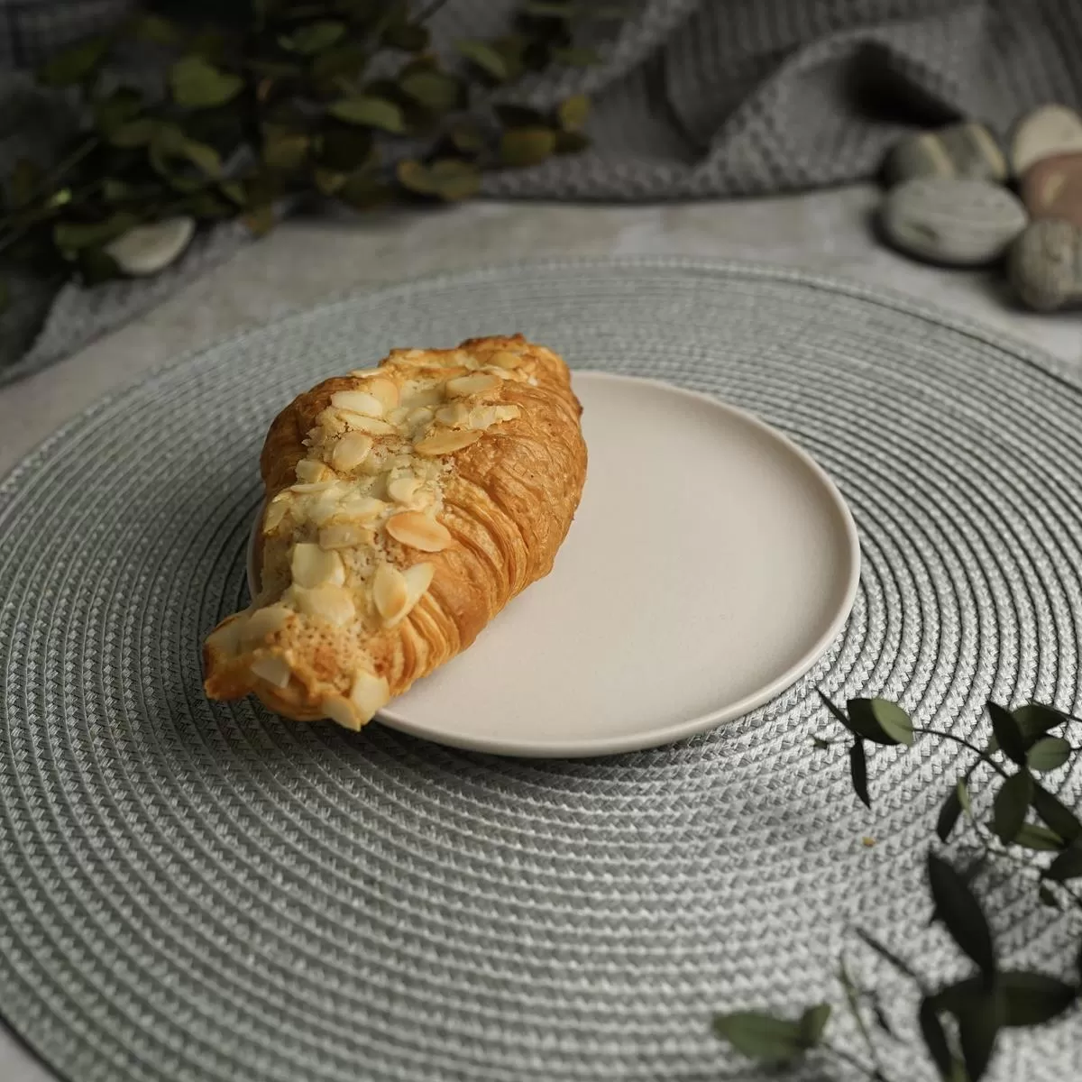 Тарелка с бортом d=21 cм,фарфор "NOBLE" серия "Fine Plus-Light Grey"