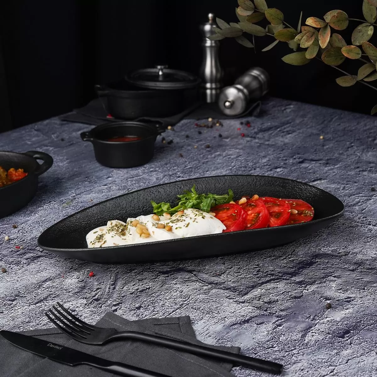 Блюдо Black Raw Stellar 30*14 см, P.L. Proff Cuisine
