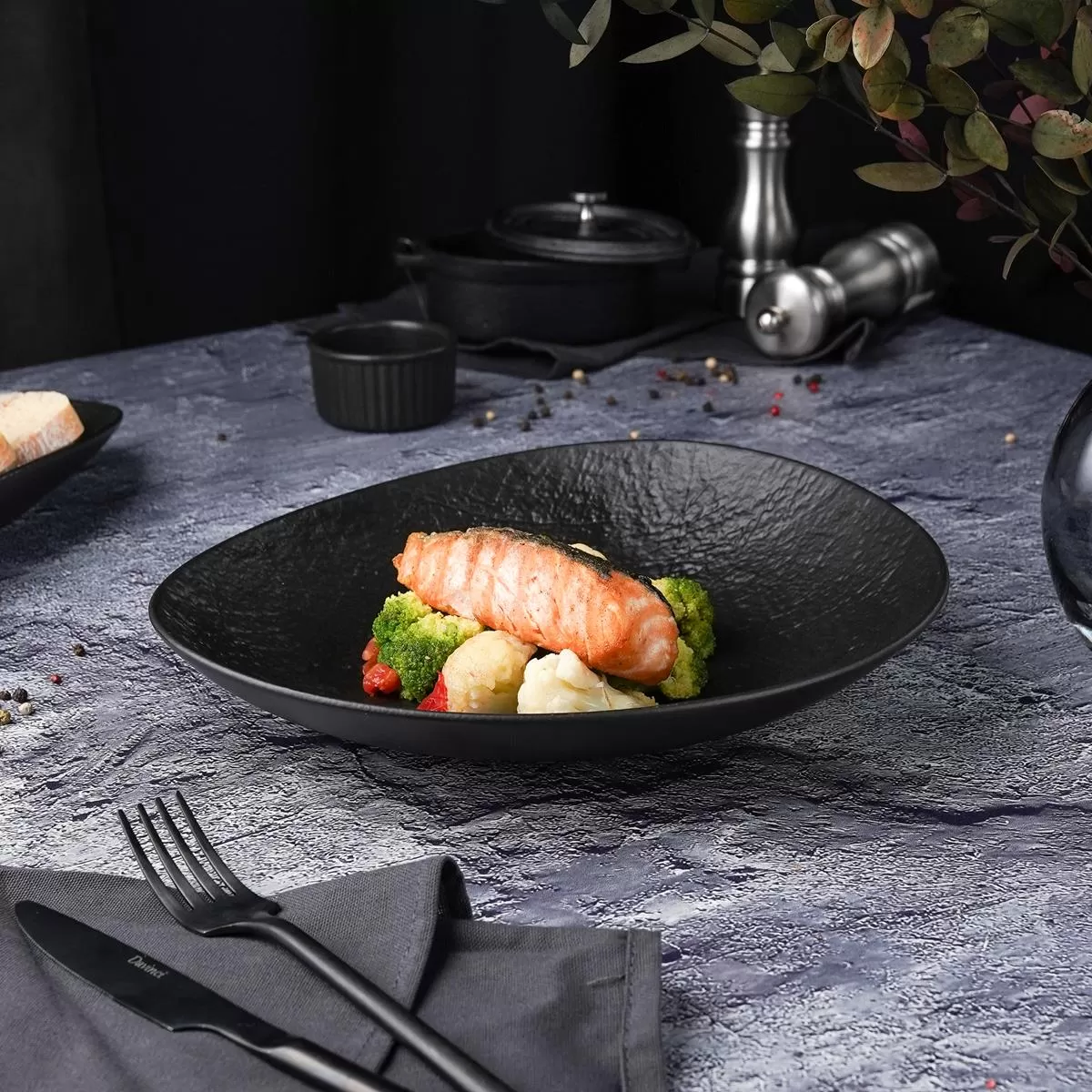 Салатник Black Raw Stellar 25,5*23*5 см, P.L. Proff Cuisine
