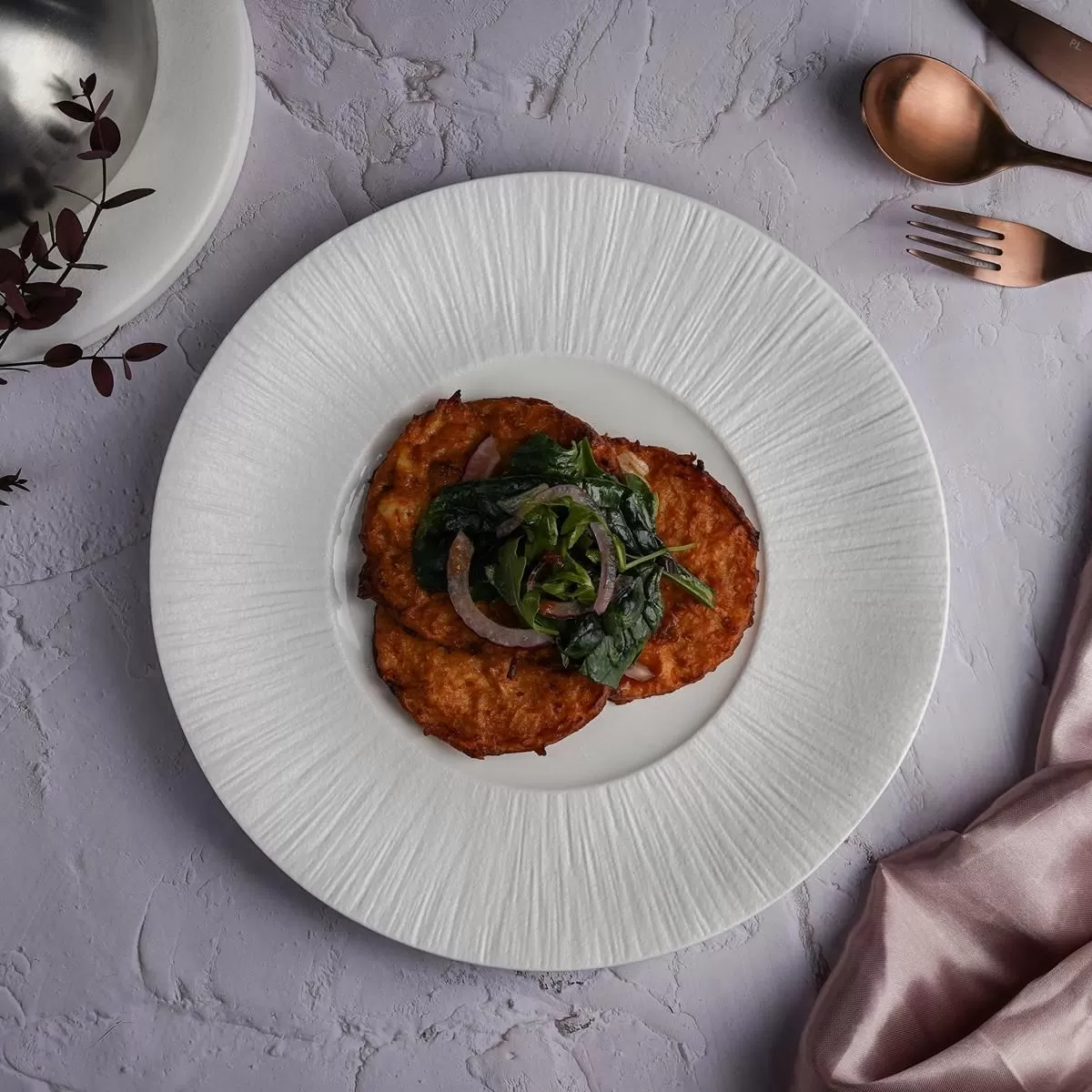 Тарелка мелкая d=28 см, h=2.8см, фарфор,серия " Frost White Moon", P.L. — Proff Cuisine