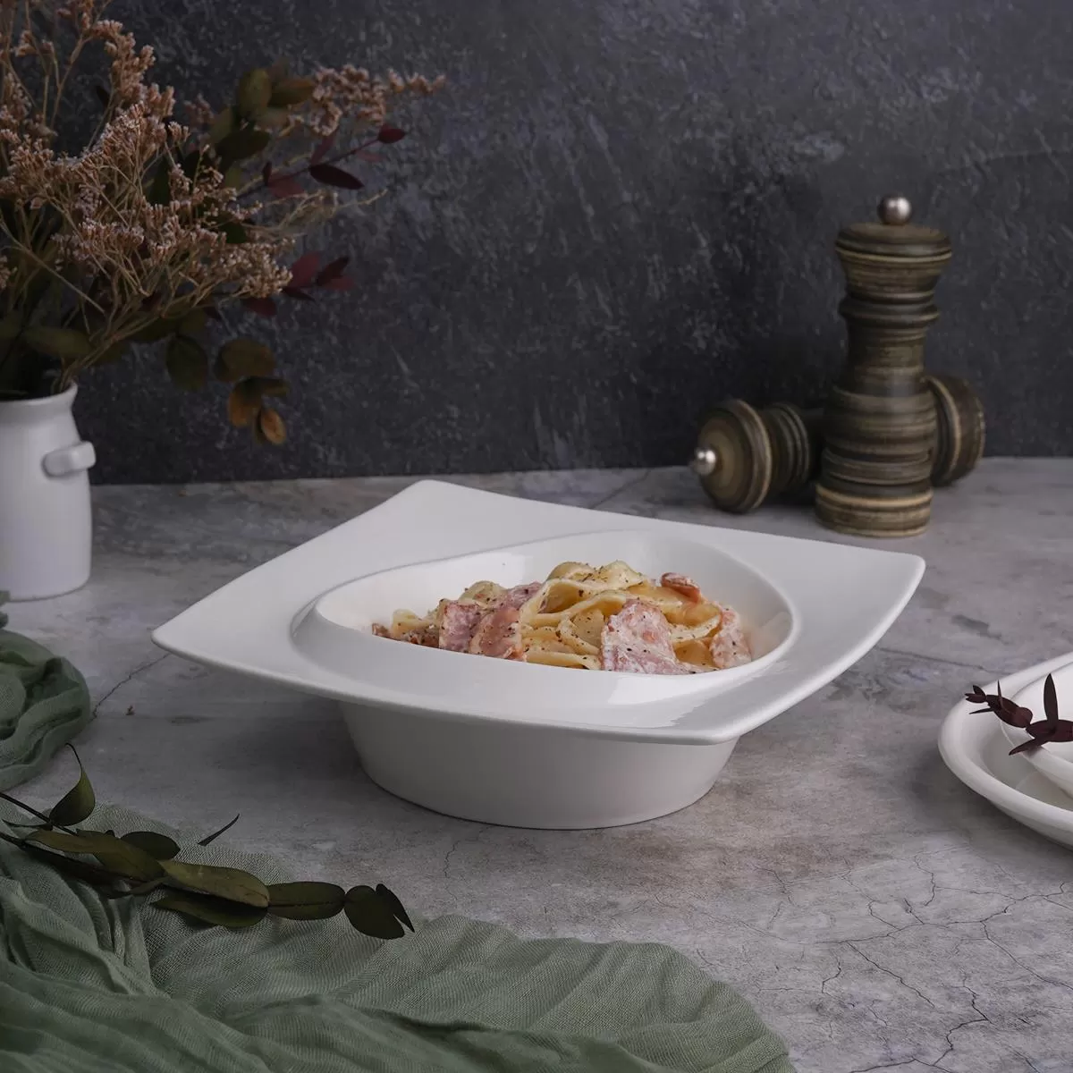 Салатник 20*20*5,5 см,-2025 P.L. Proff Cuisine