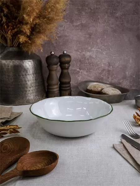 Салатник 23 см, кант зелёный