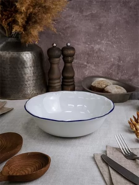 Салатник 23 см, кант синий