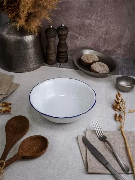 Салатник 13 см, кант синий