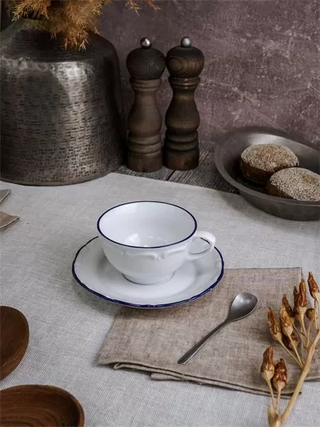 Чашка чайная 180 мл, кант синий