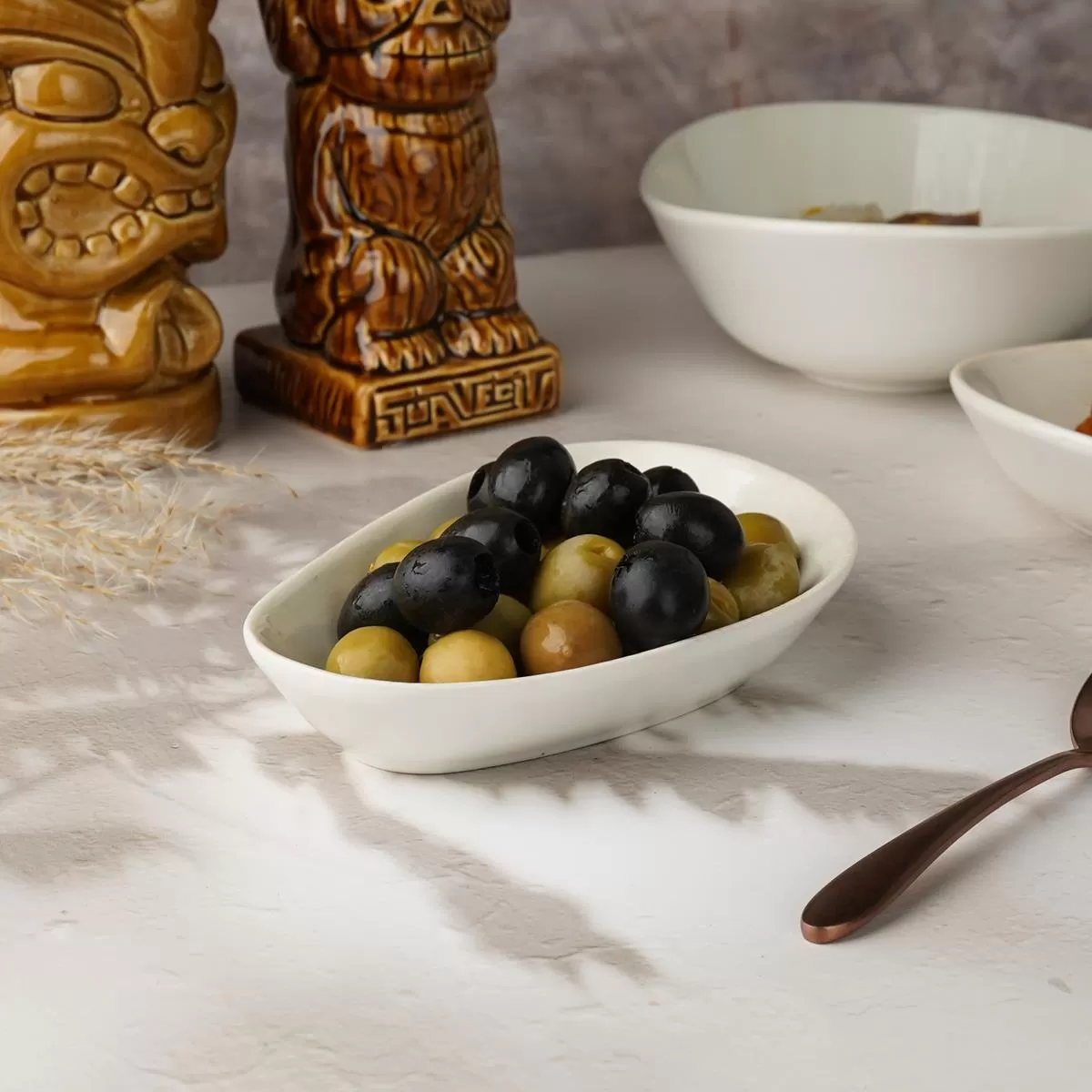 Блюдо овальное 16*10,5 см,фарфор,серия "Island Velho", By Bone