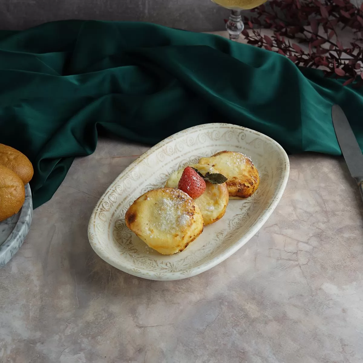 Блюдо овальное d=24 см,фарфор,серия "ANTICO" By Bone